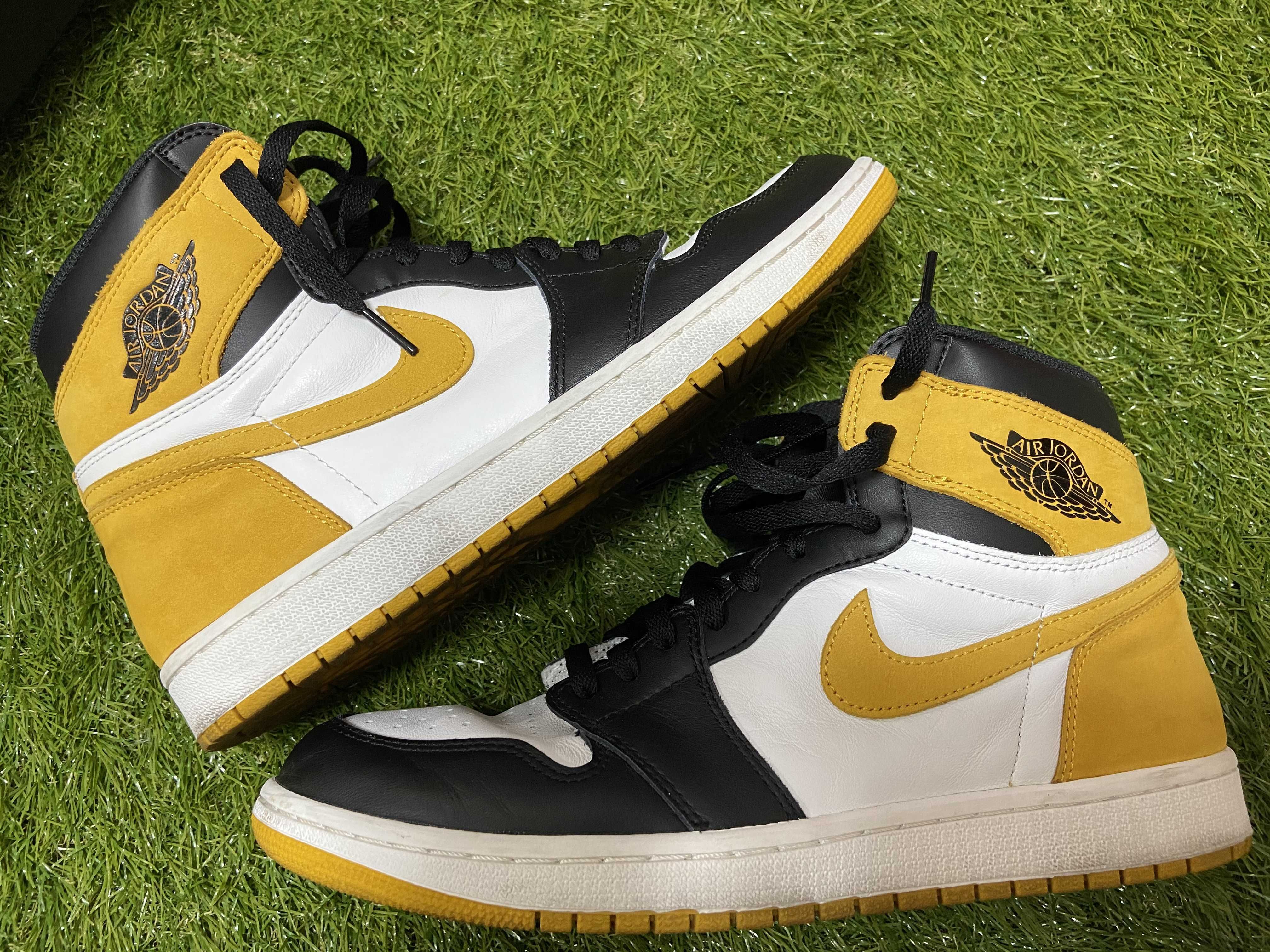 Nike Air Jordan 1 Retro High OG "Black Toe/Yellow Ochre"