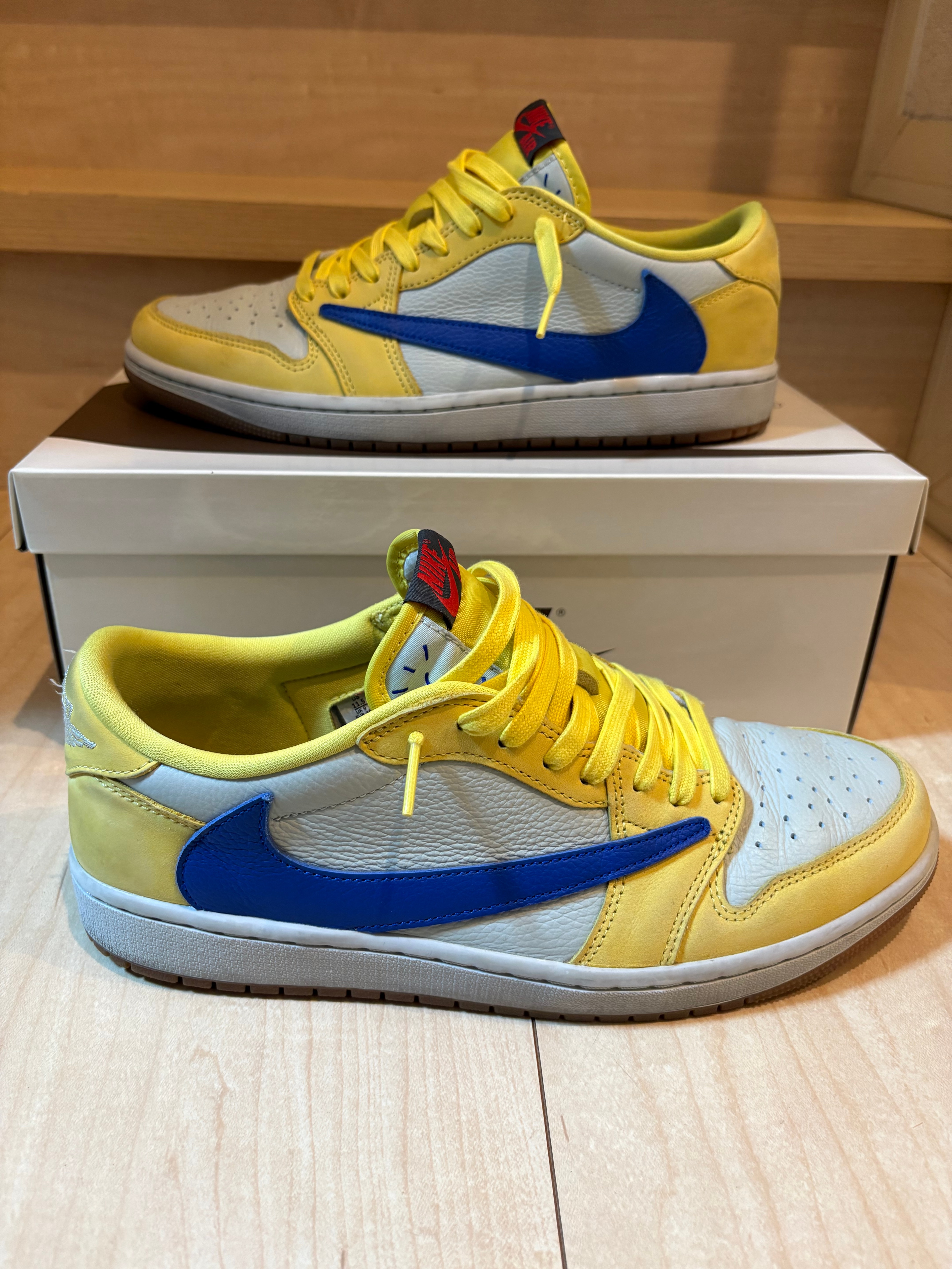 トラヴィススコット × ナイキ ウィメンズ エアジョーダン1 レトロ ロー OG "カナリー"