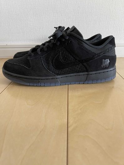 UNDEFEATED × Nike Dunk Low SP "5 ON IT"