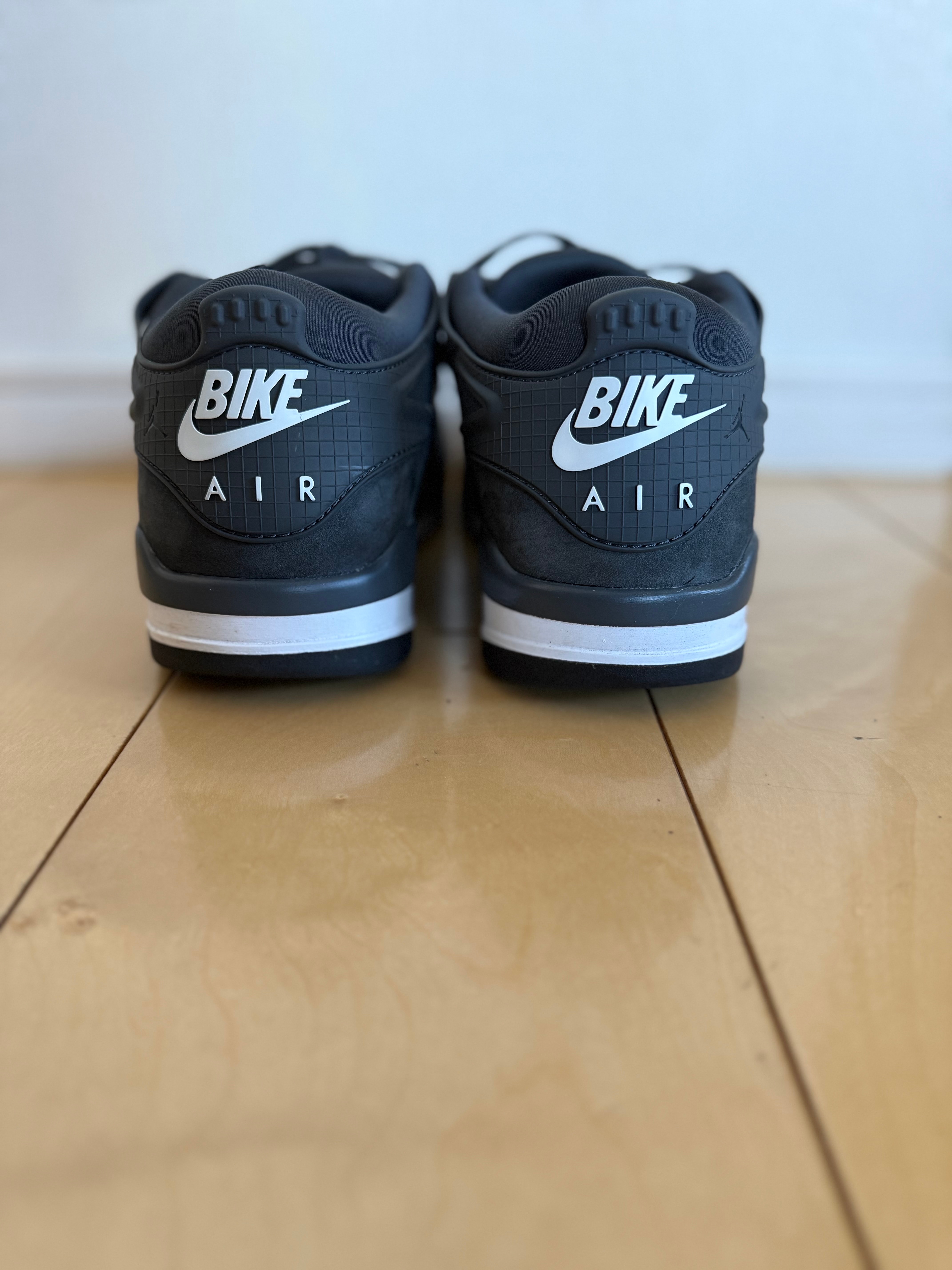 Nigel Sylvester × Nike Air Jordan 4 RM SP "Driveway Grey"
