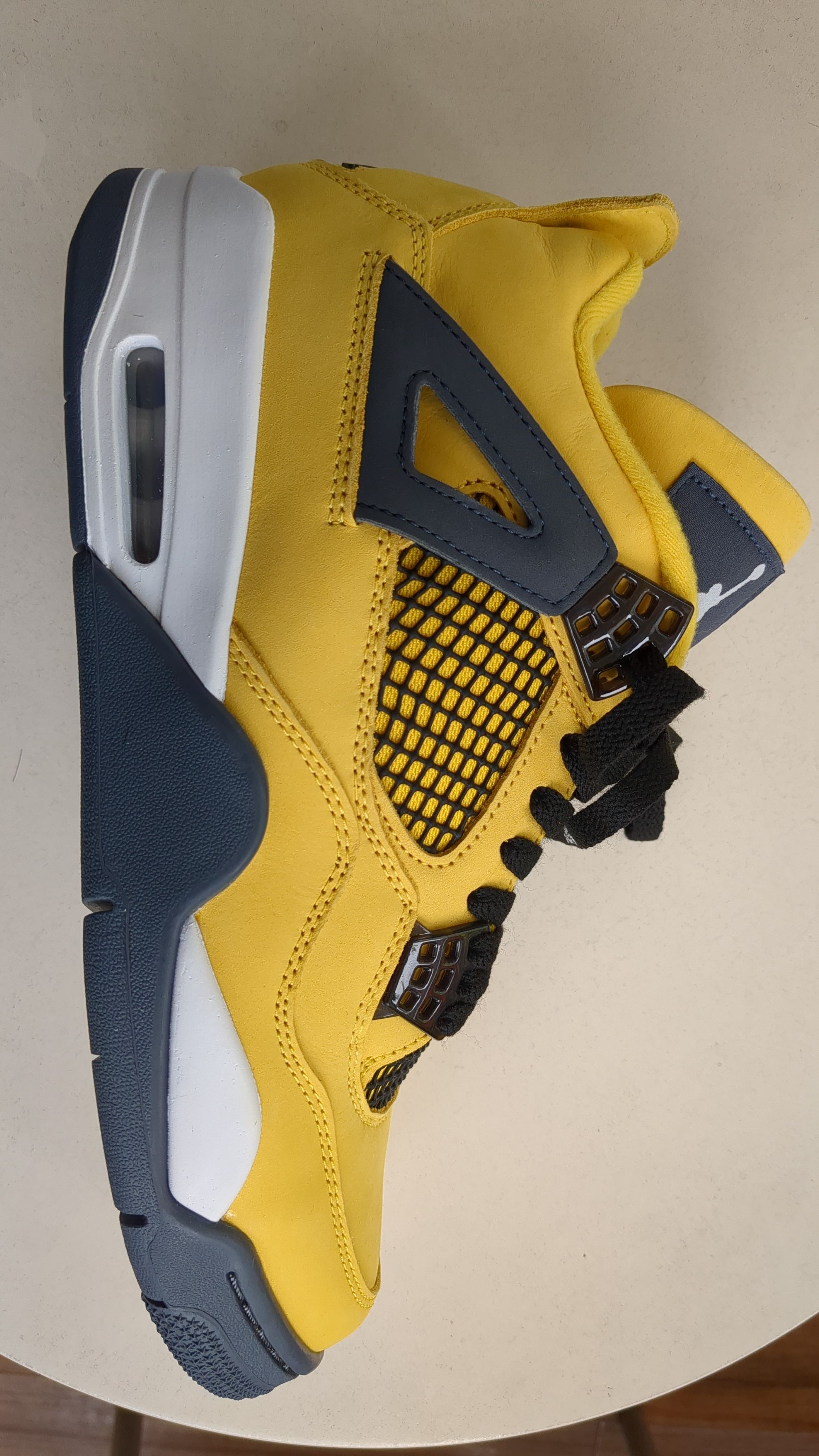 Nike Air Jordan 4 "Tour Yellow"