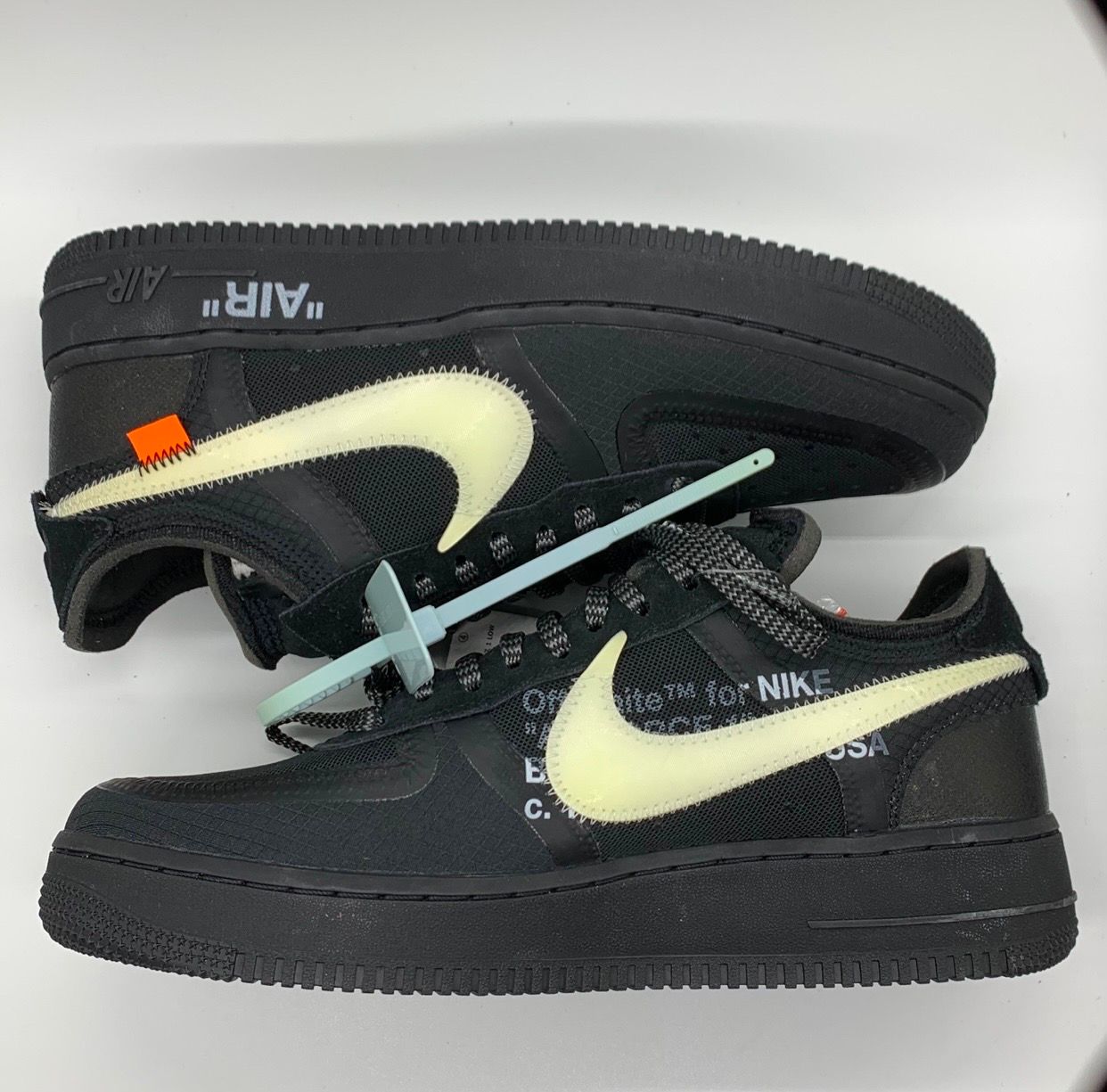 Off-White × Nike Air Force 1 Low "Black"