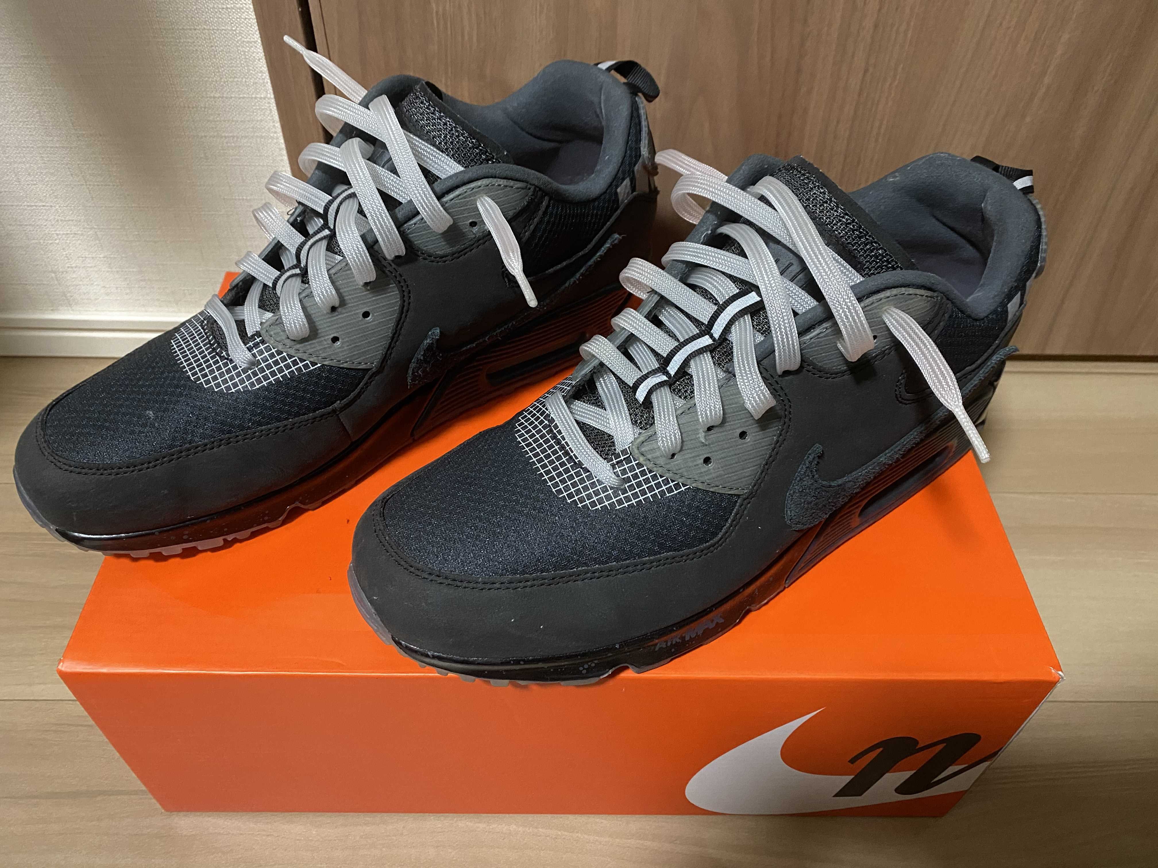 UNDEFEATED × Nike Air Max 90 "Black/Rush Pink"