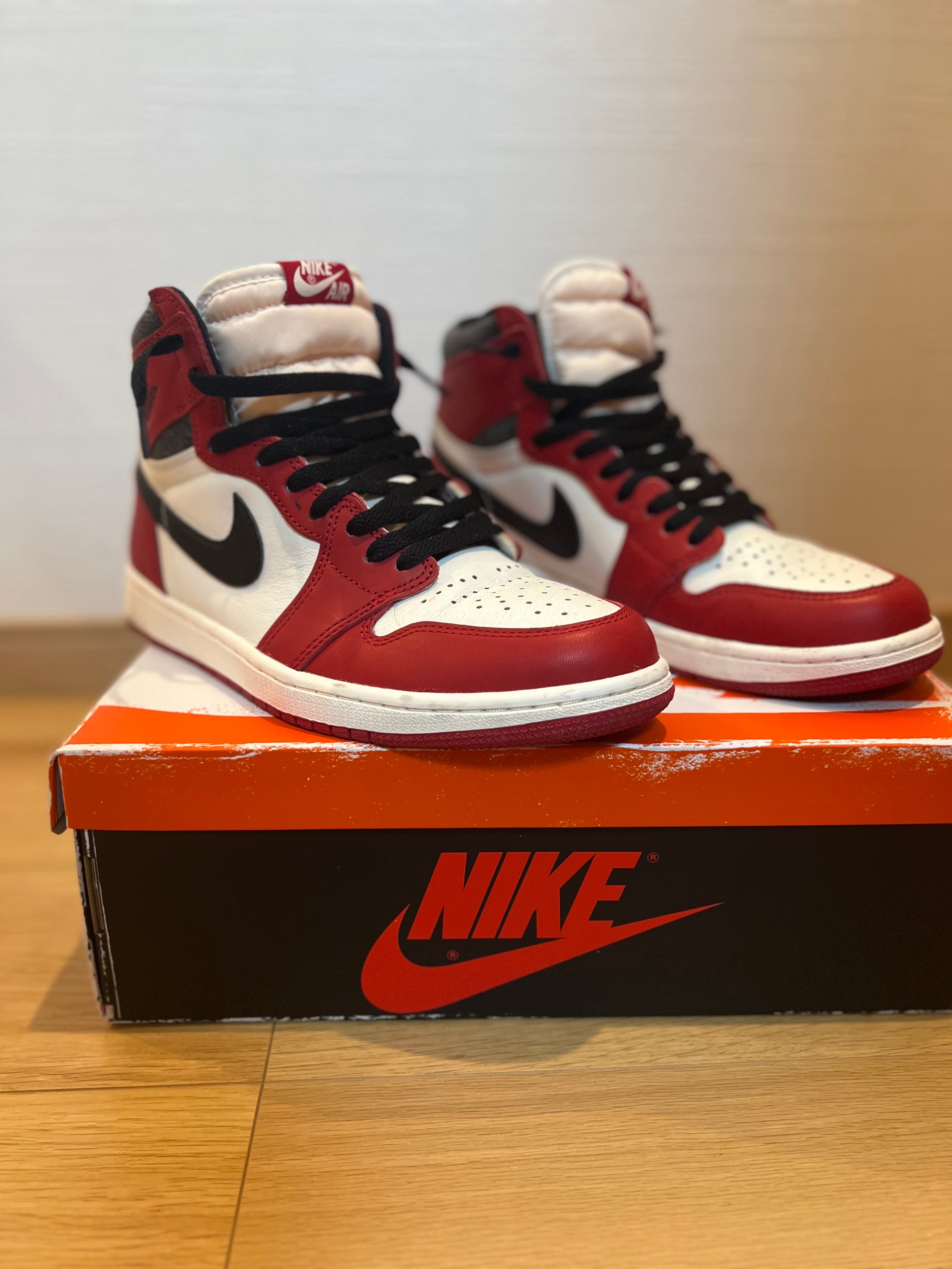 Nike Air Jordan 1 High OG "Lost & Found/Chicago"
