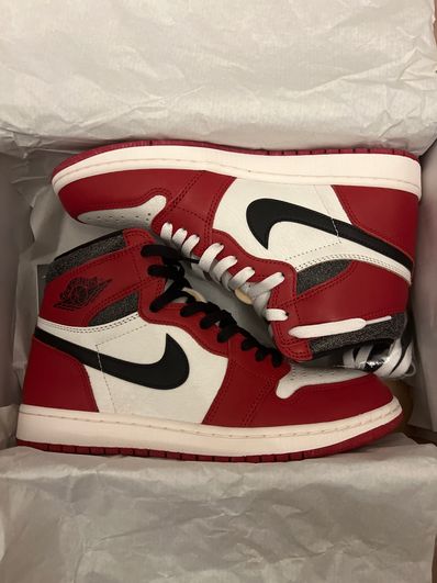 Nike Air Jordan 1 High OG "Lost & Found/Chicago"