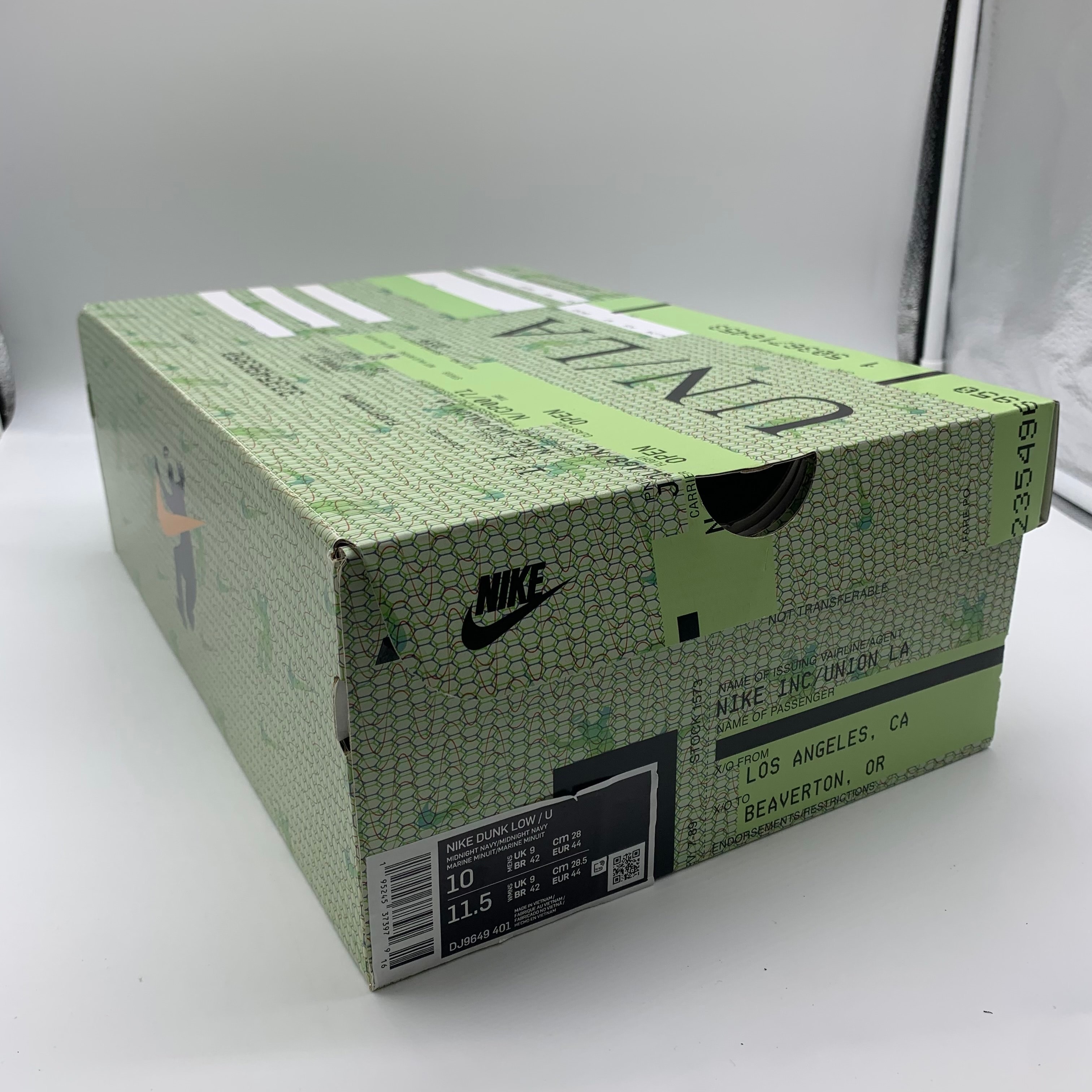 UNION × Nike Dunk Low "Pistachio"