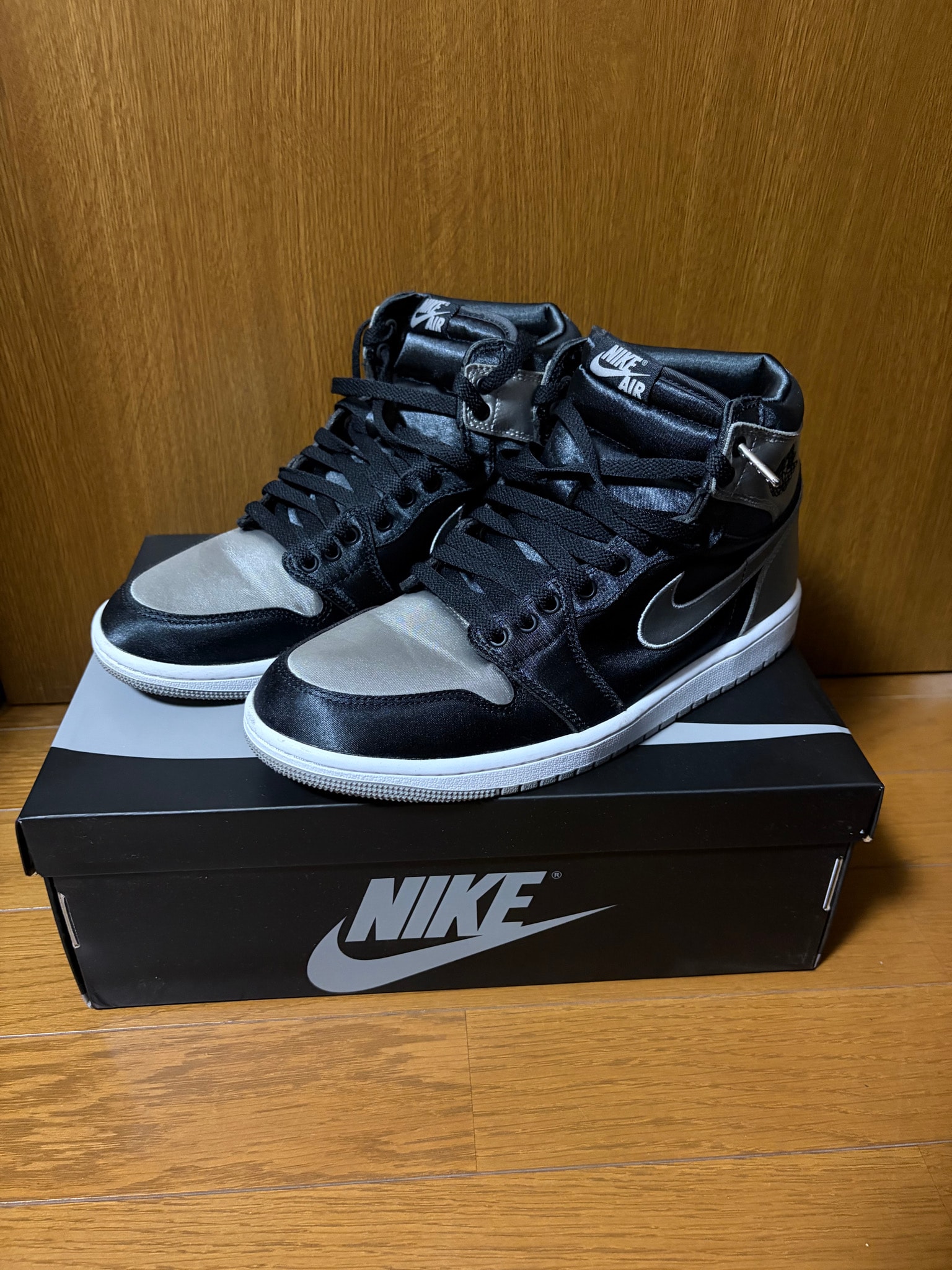 Nike Women's Air Jordan 1 Retro High OG "Satin Shadow"