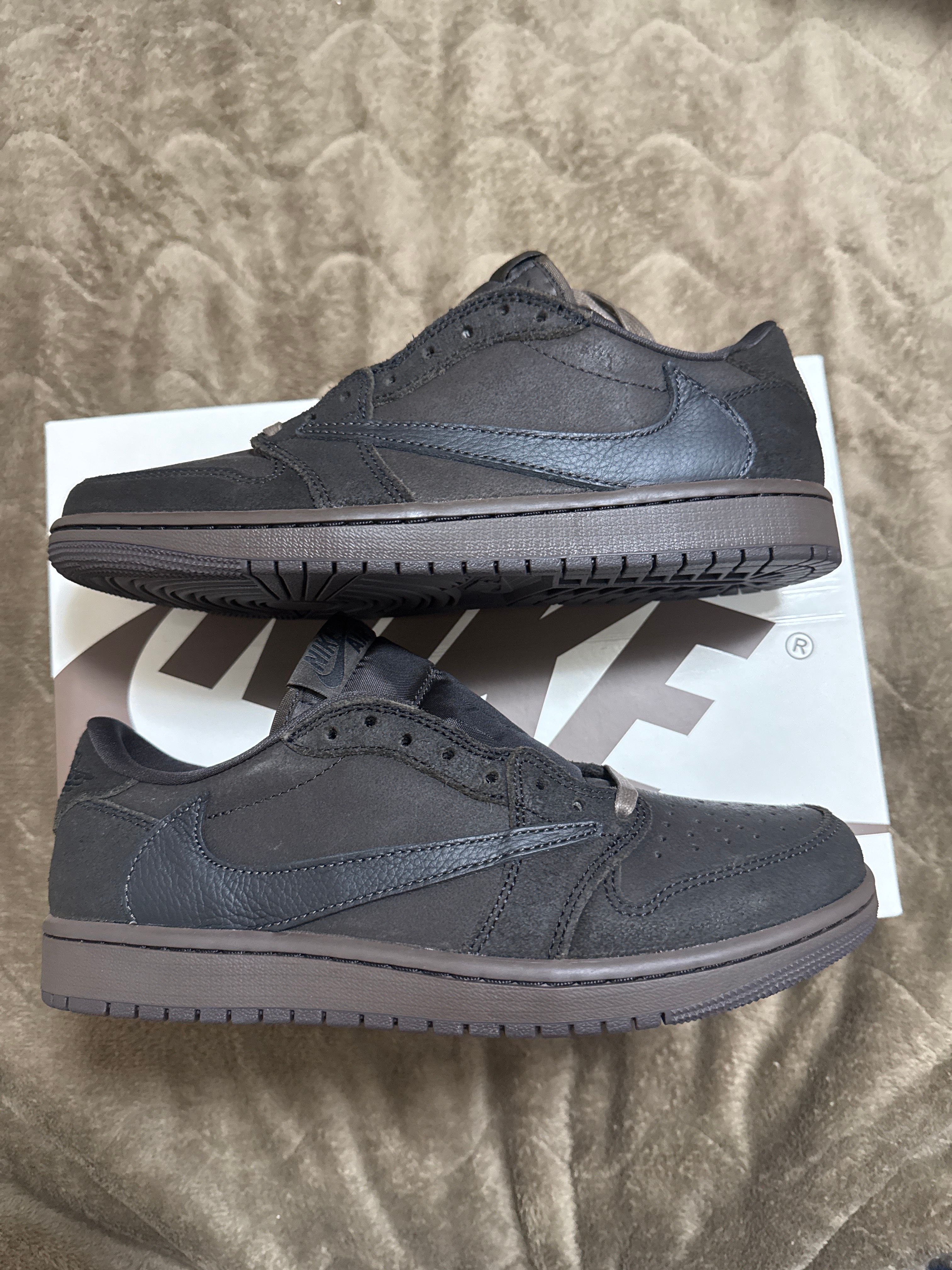 Travis Scott × Nike Air Jordan 1 Low OG SP "Velvet Brown and Dark Mocha"