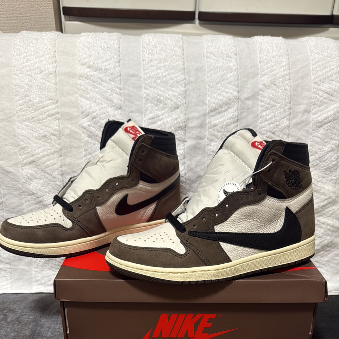 Travis Scott × Nike Air Jordan 1 Retro High OG TS SP "Sail/Dark Mocha"