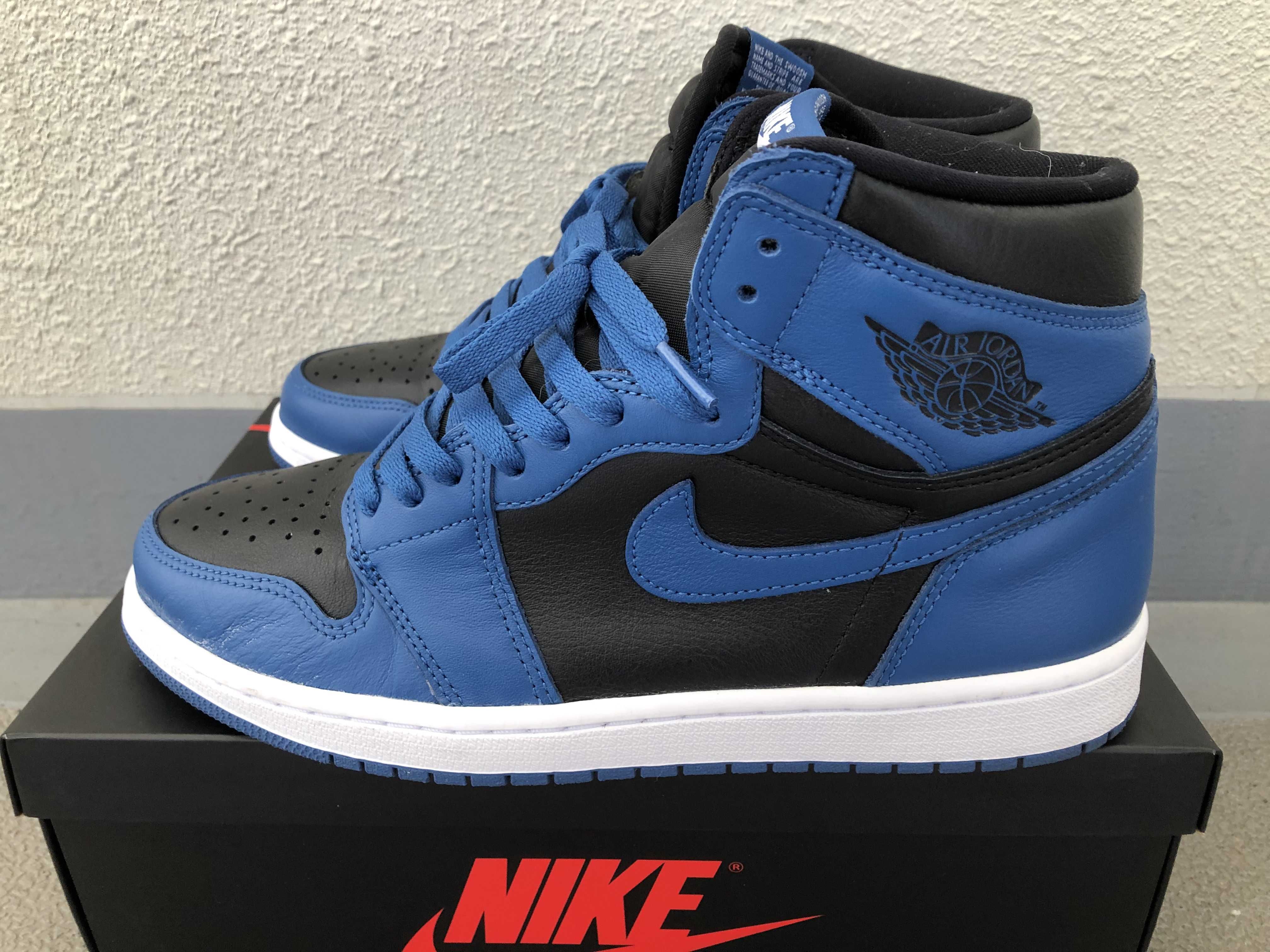 Nike Air Jordan 1 Retro High OG "Dark Marina Blue"