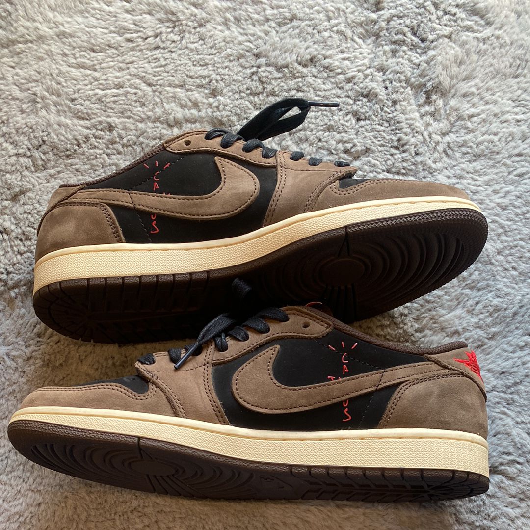 Travis Scott × Nike Air Jordan 1 Low OG SP-T "Black/Dark Mocha"