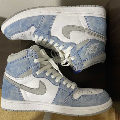 Nike Air Jordan 1 High OG "Hyper Royal"