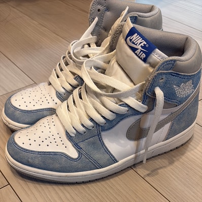 Nike Air Jordan 1 High OG "Hyper Royal"