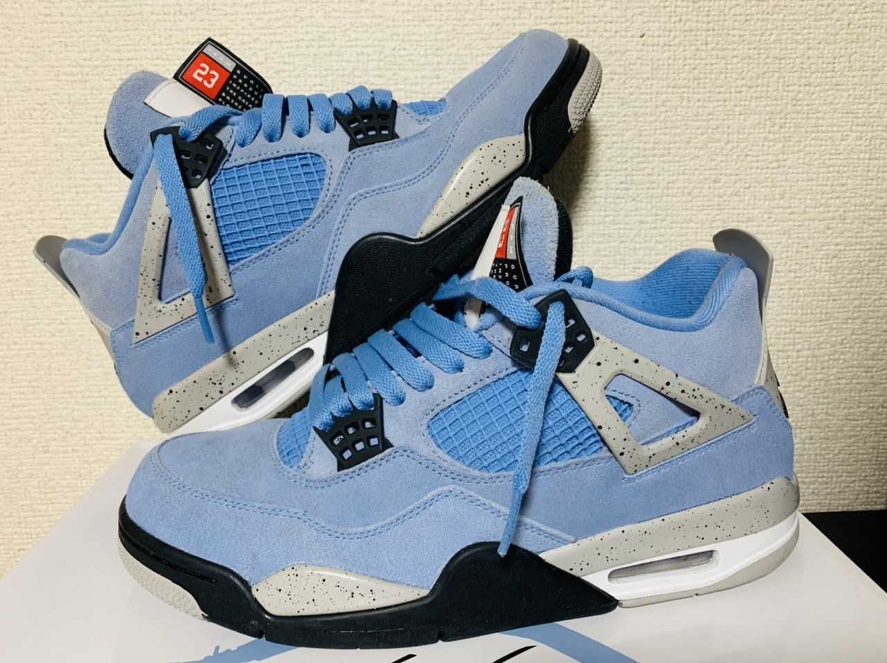 Nike Air Jordan 4 "University Blue"