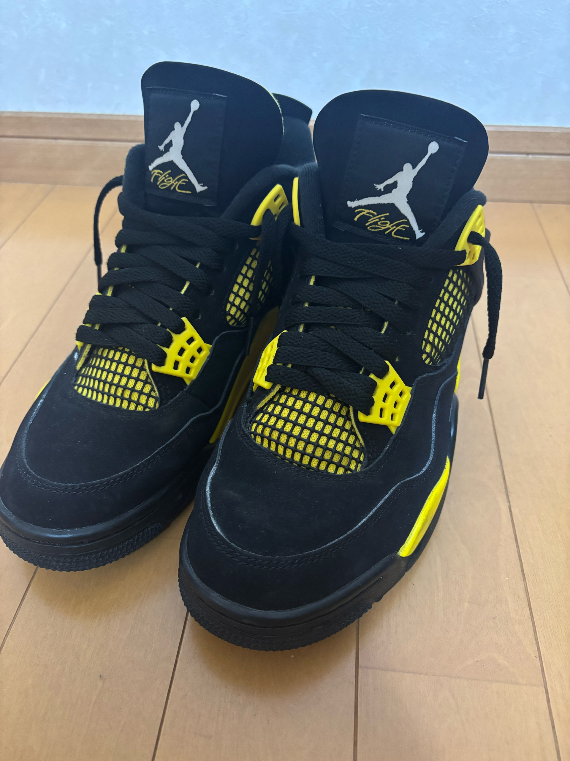 Nike Air Jordan 4 Retro "Thunder"(2023)