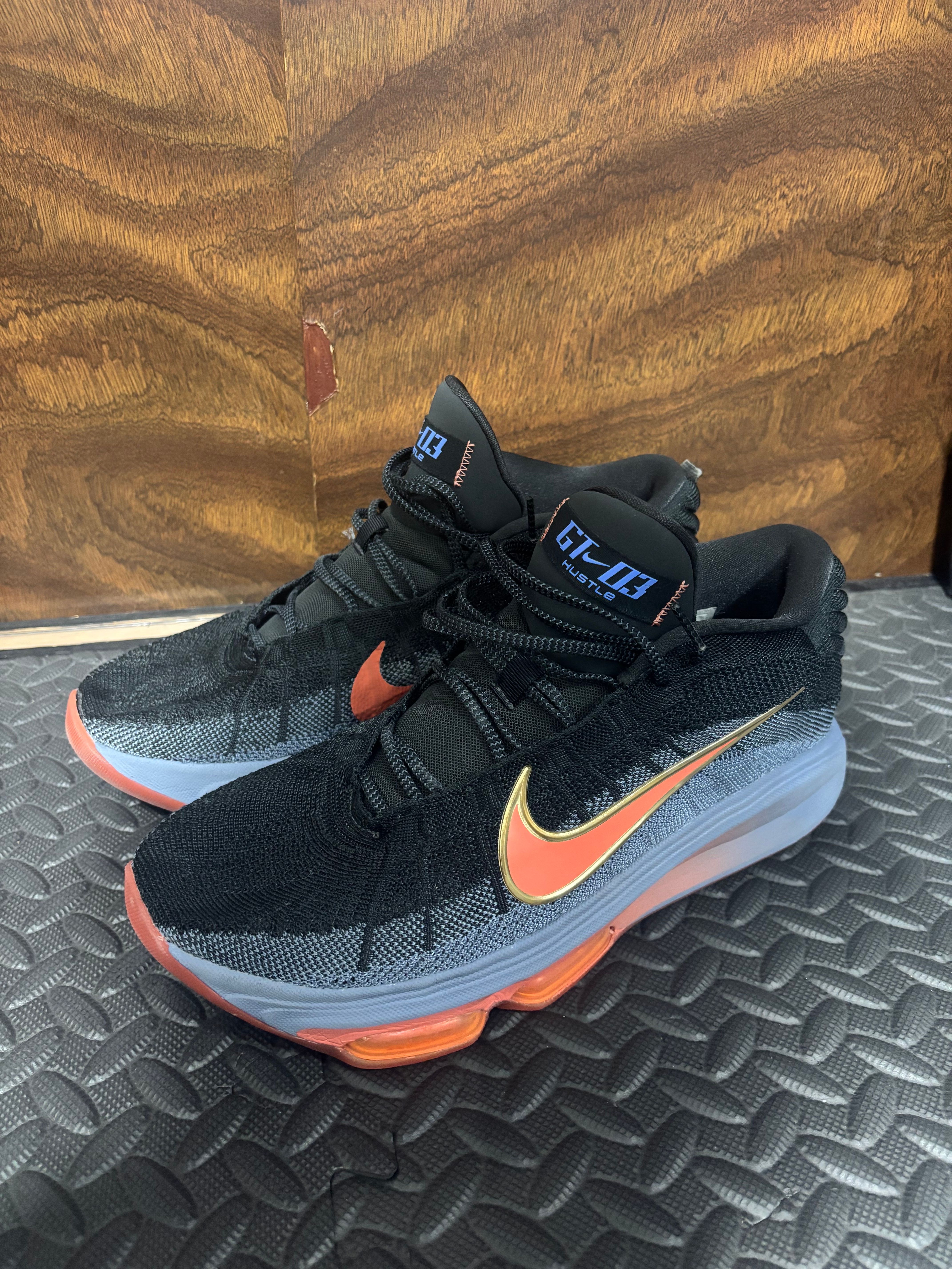 NIKE ナイキ　GTハッスル3 アンスラサイト　アシェンスレート　マンゴー　黒 Amazon | [ナイキ] G.T. ハッスル 3 EPG.T. HUSTLE 3 EP