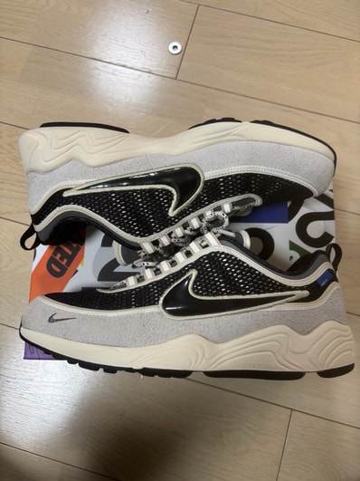 UNDEFEATED × Nike Air Zoom Spiridon "Phantom"