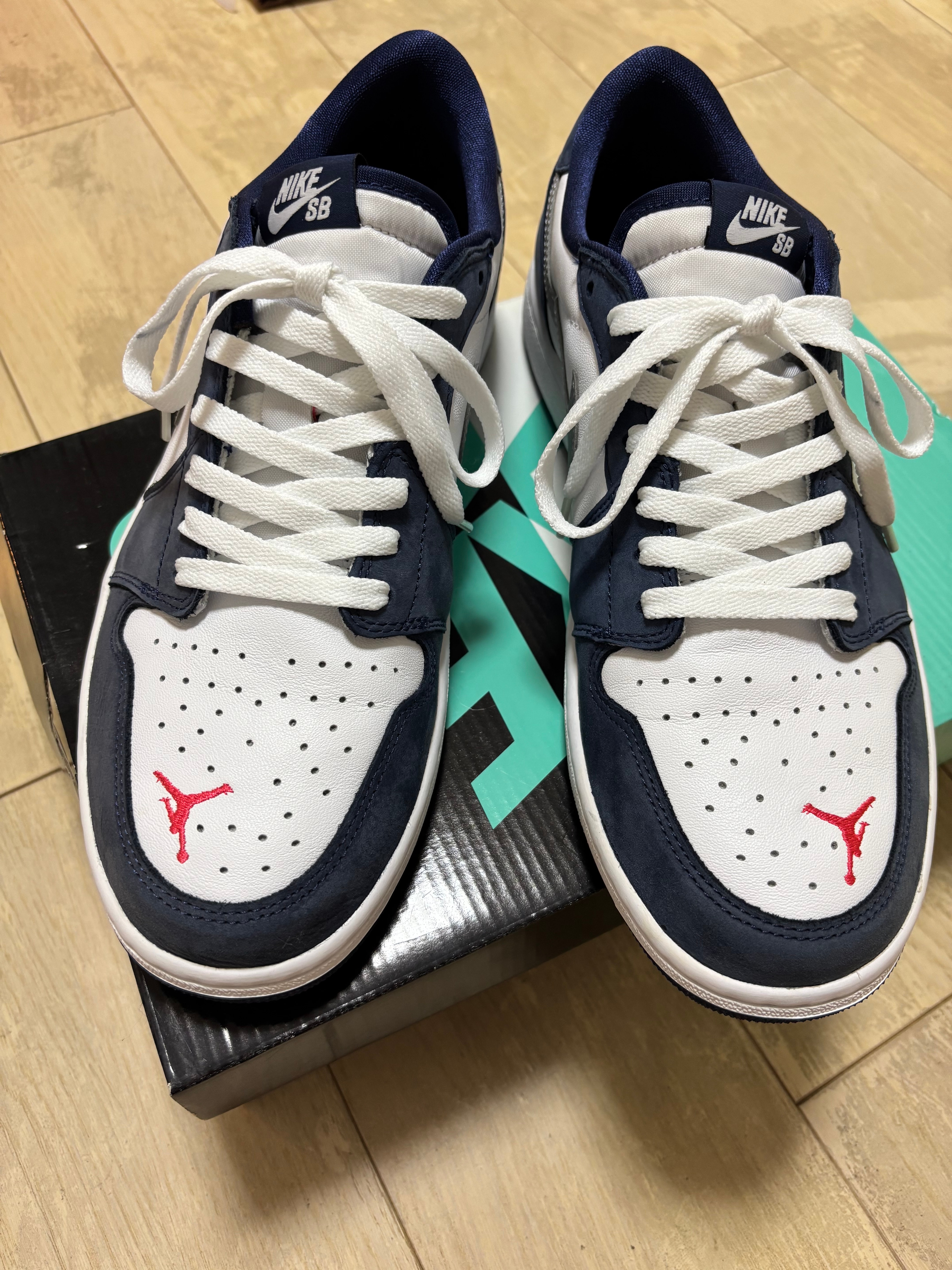 ナイキ SB エアジョーダン1 ロー "ミッドナイトネイビー"