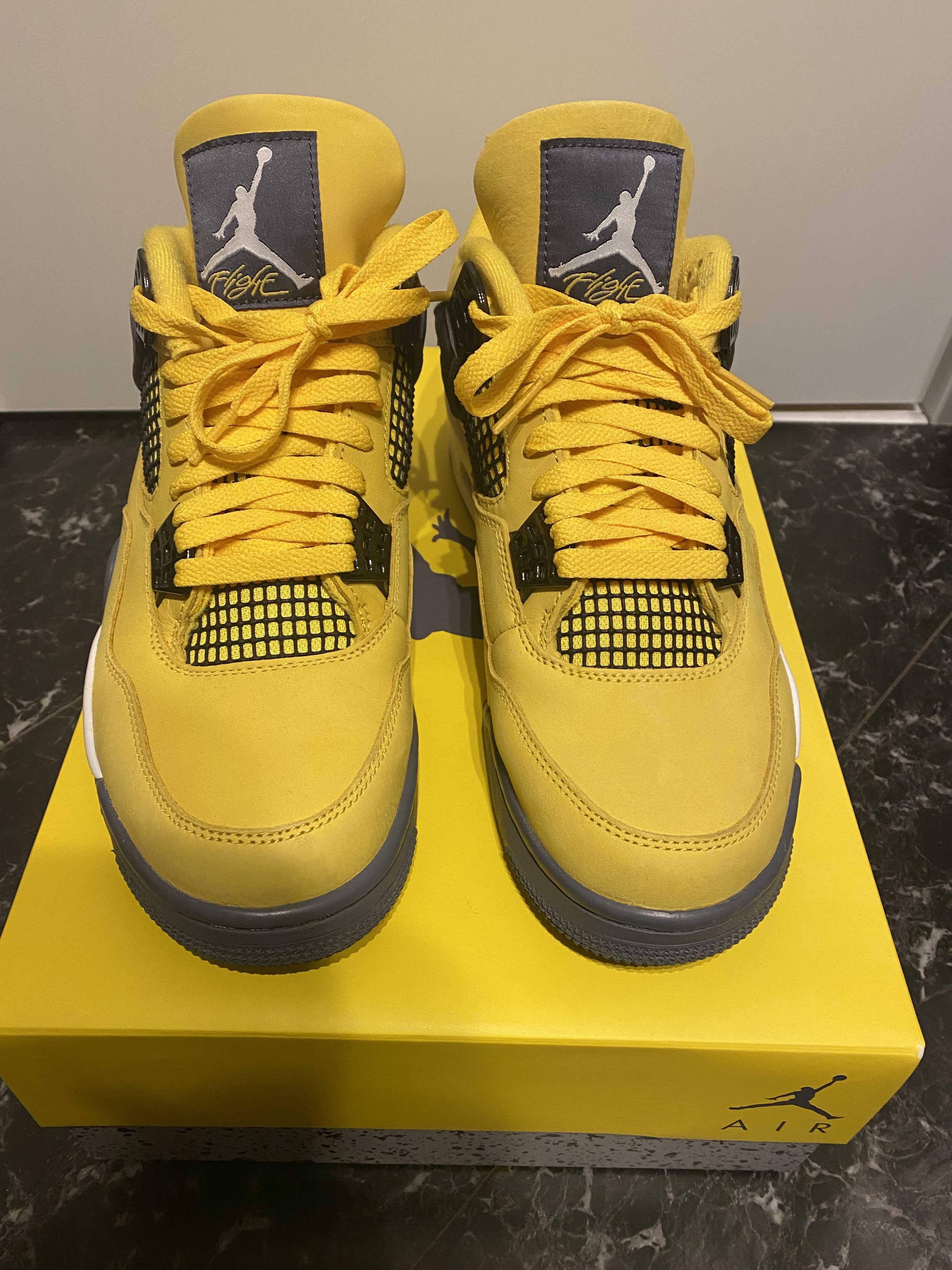 Nike Air Jordan 4 "Tour Yellow"