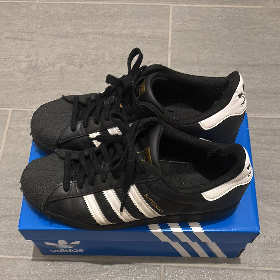 adidas Superstar "Core Black/Footwear White"