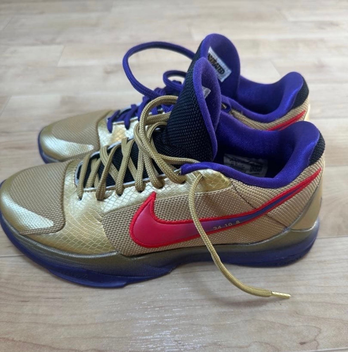 UNDEFEATED × Nike Kobe 5 Protro "Hall Of Fame"