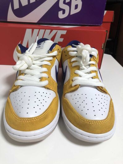 Nike SB Dunk Low "Laser Orange"