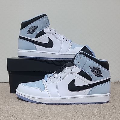 Nike Air Jordan 1 Mid "Ice Blue Nubuck"