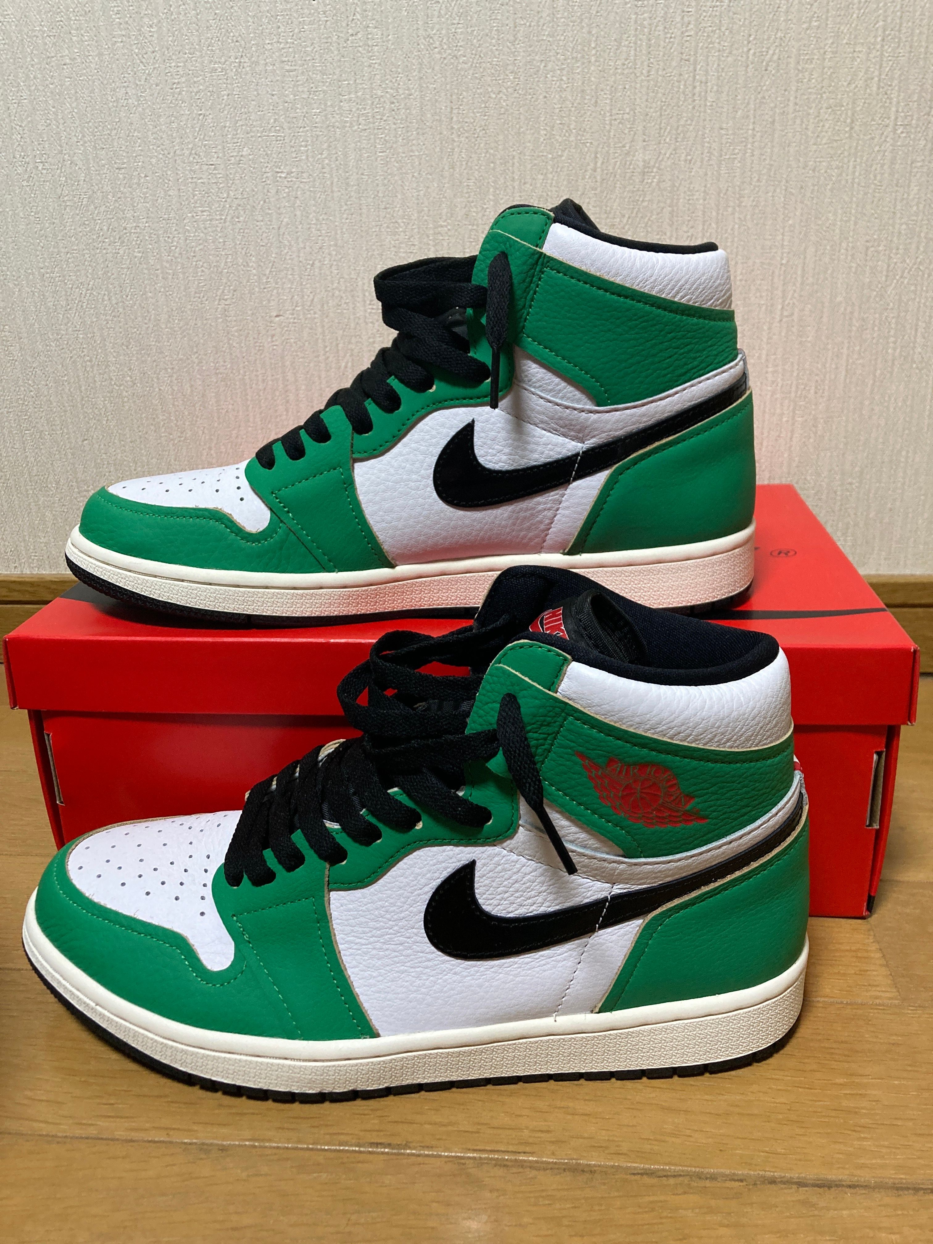 Nike Women's Air Jordan 1 High OG "Lucky Green/White-Sail-Black"   