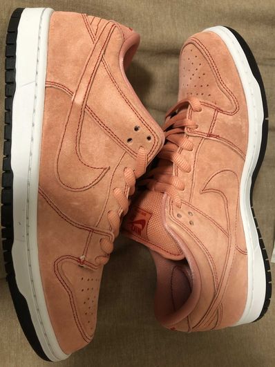 Nike SB Dunk Low "Pink Pig"