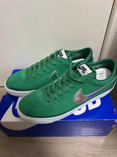 Supreme × Nike SB Zoom Bruin "Pine Green"
