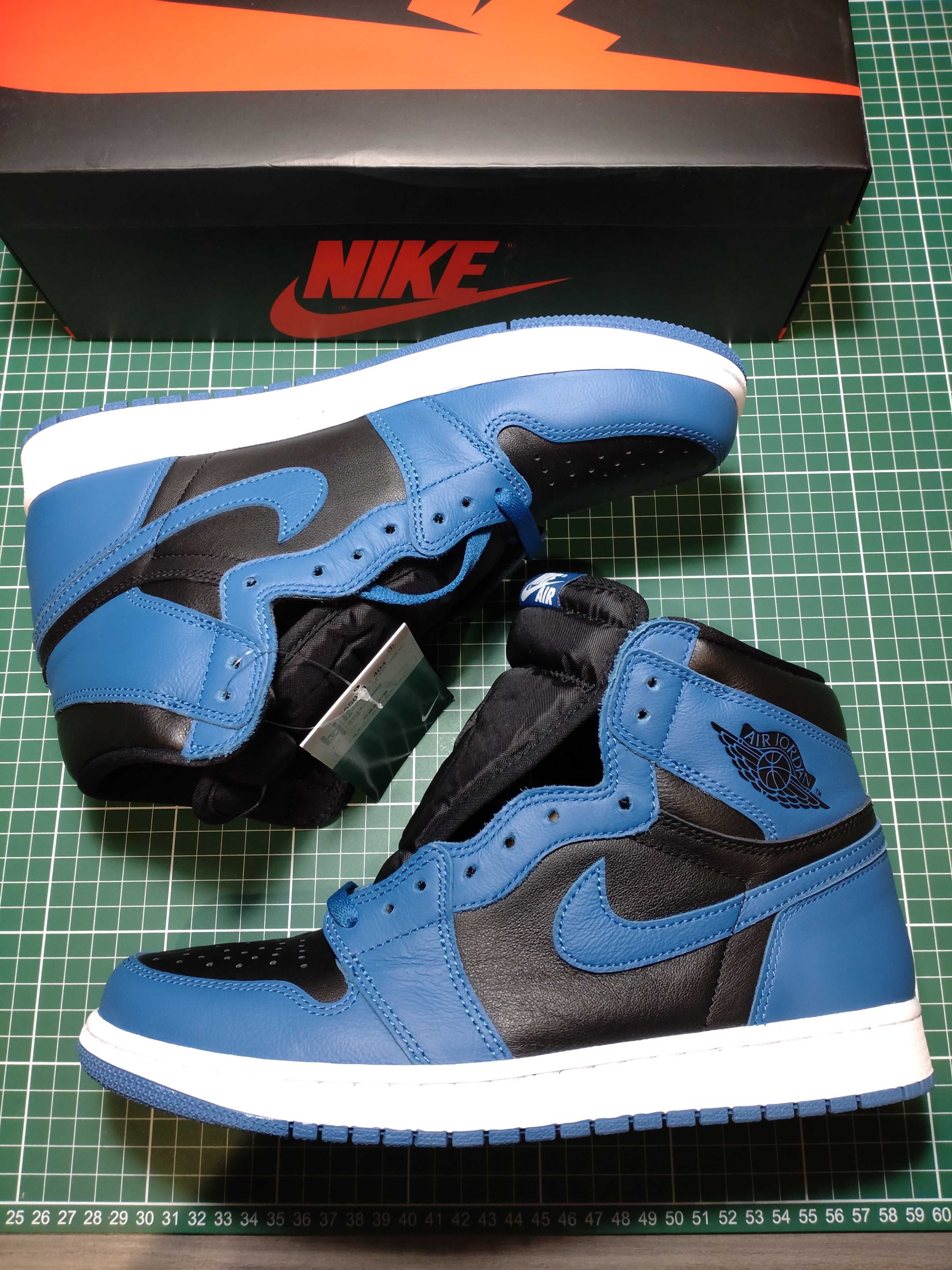 Nike Air Jordan 1 Retro High OG "Dark Marina Blue"