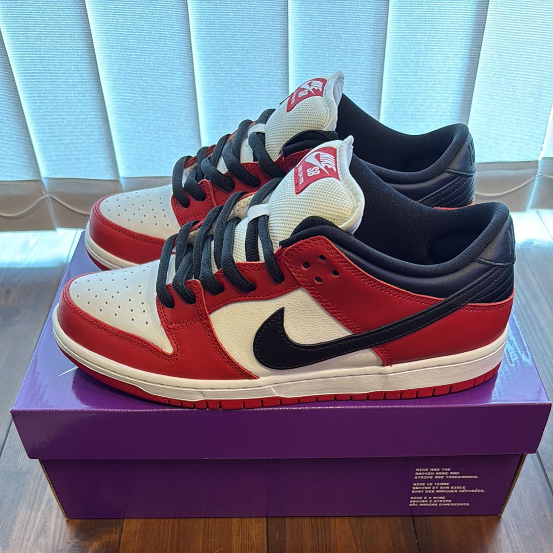Nike SB Dunk Low Pro "J-Pack Chicago/Varsity Red and White"