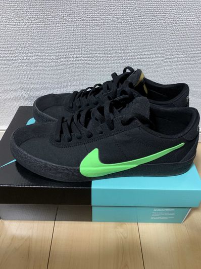 Poets × Nike SB Bruin QS
