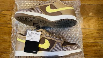 UNDEFEATED × Nike Dunk Low SP "Canteen/Lemon Frost/Palomino"