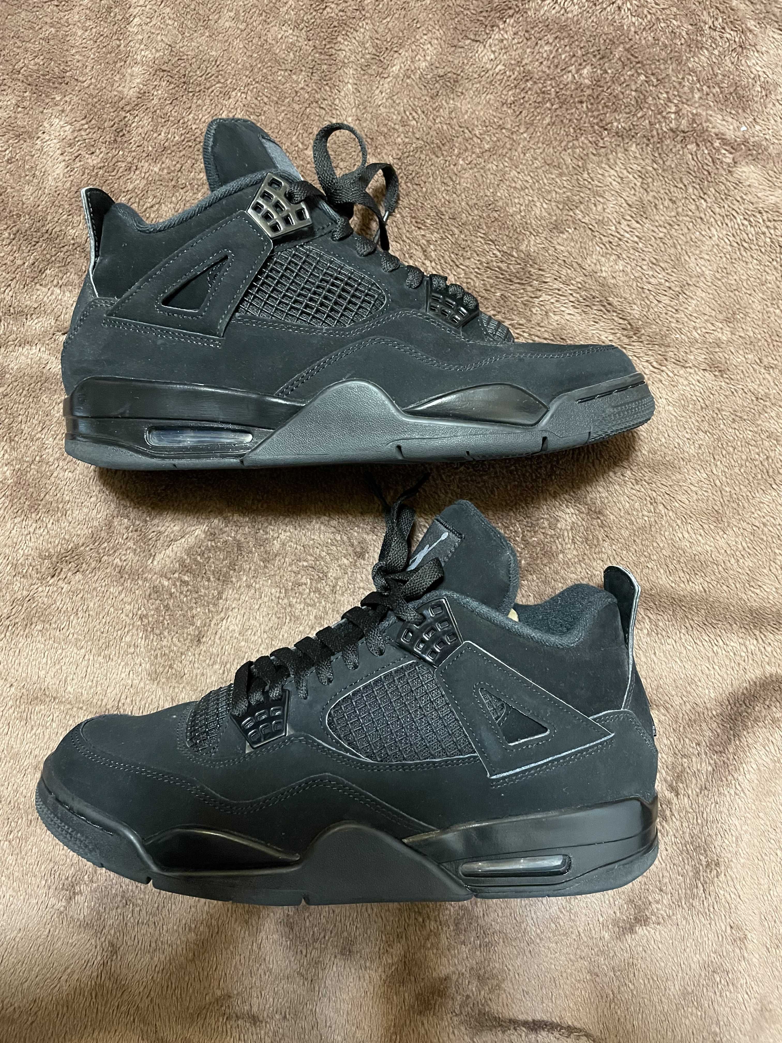 Nike Air Jordan 4 "Black Cat"