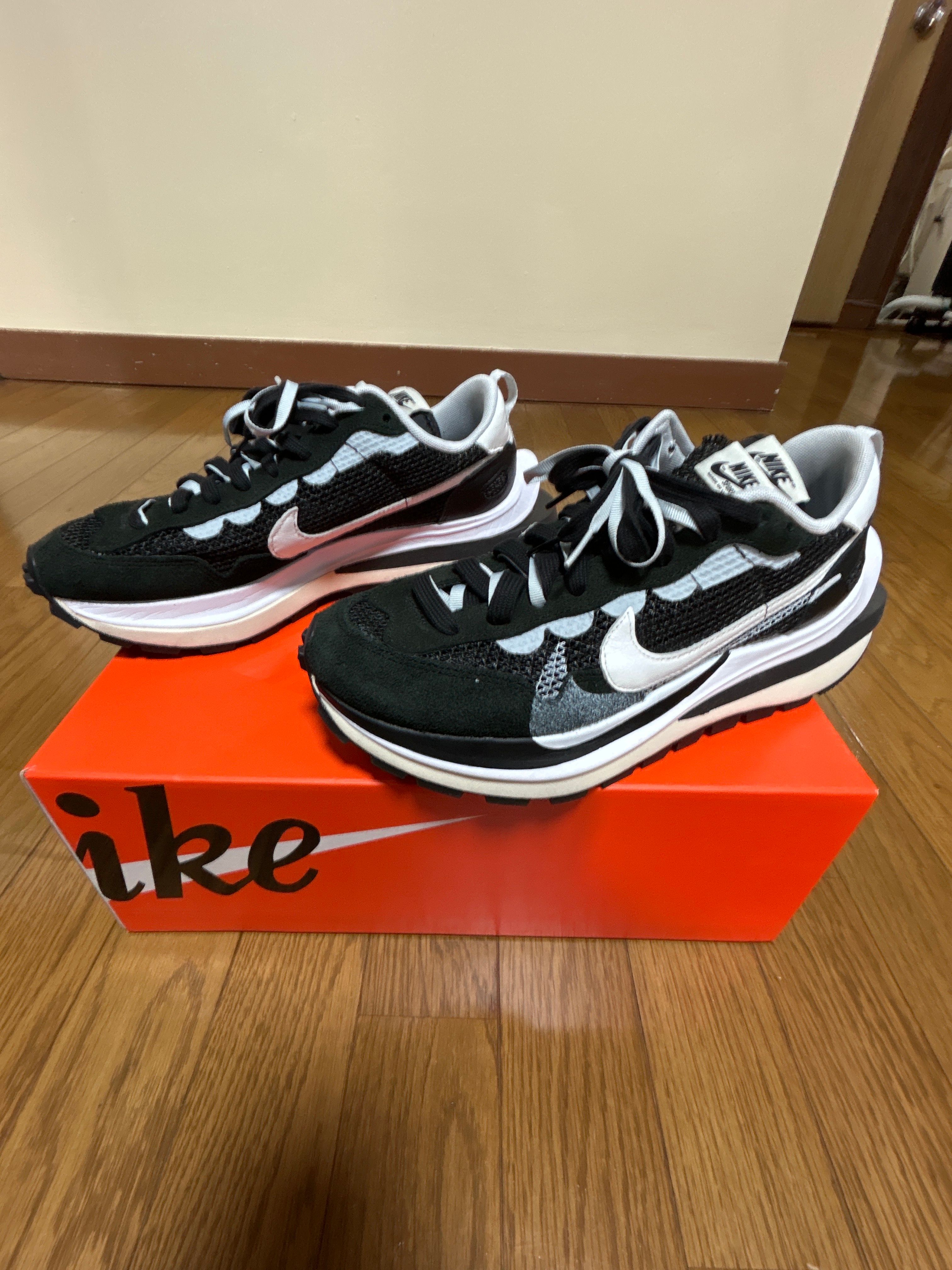 sacai × Nike Vapor Waffle "Black and White"