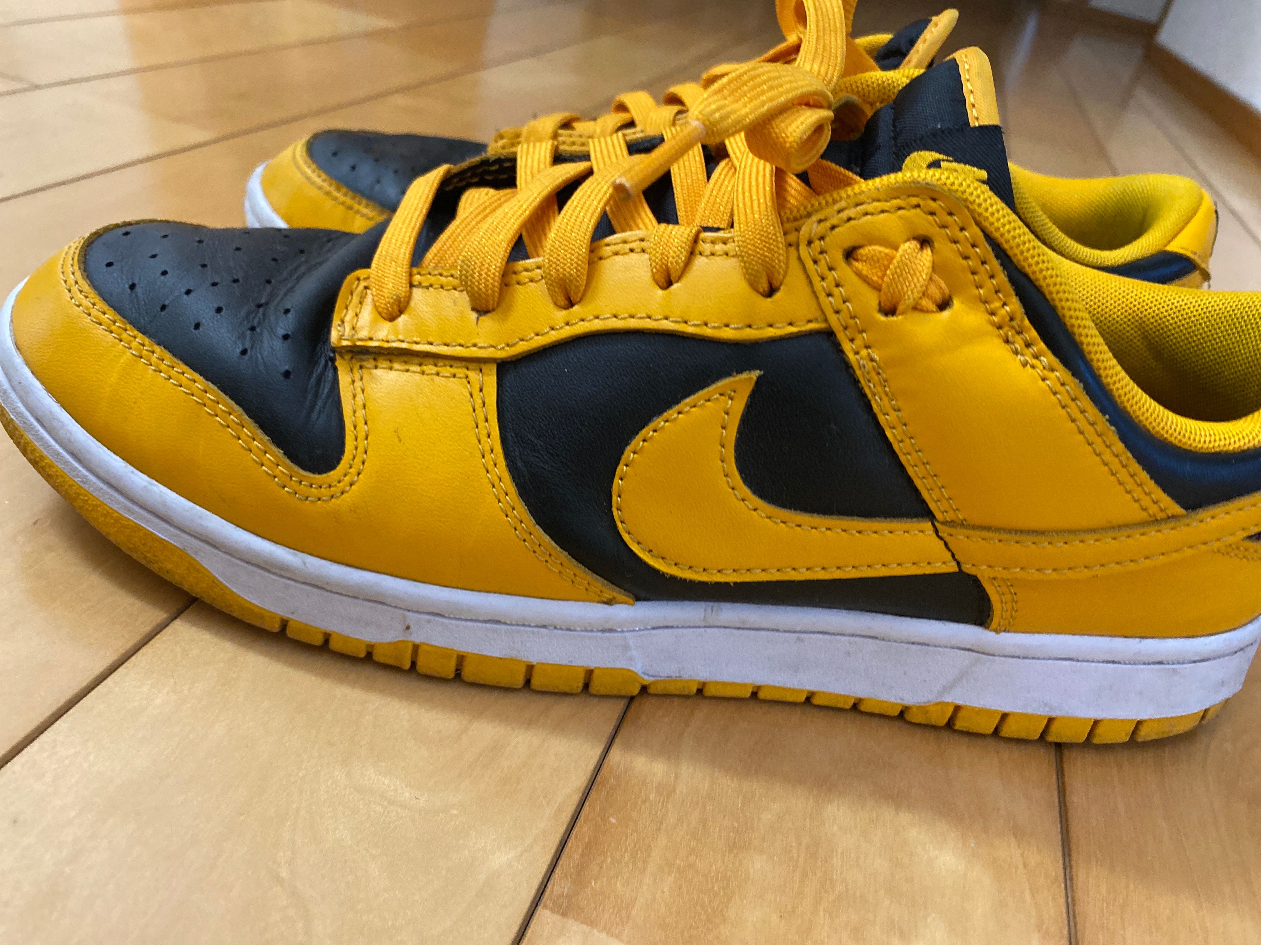 Nike Dunk Low "Championship Goldenrod"