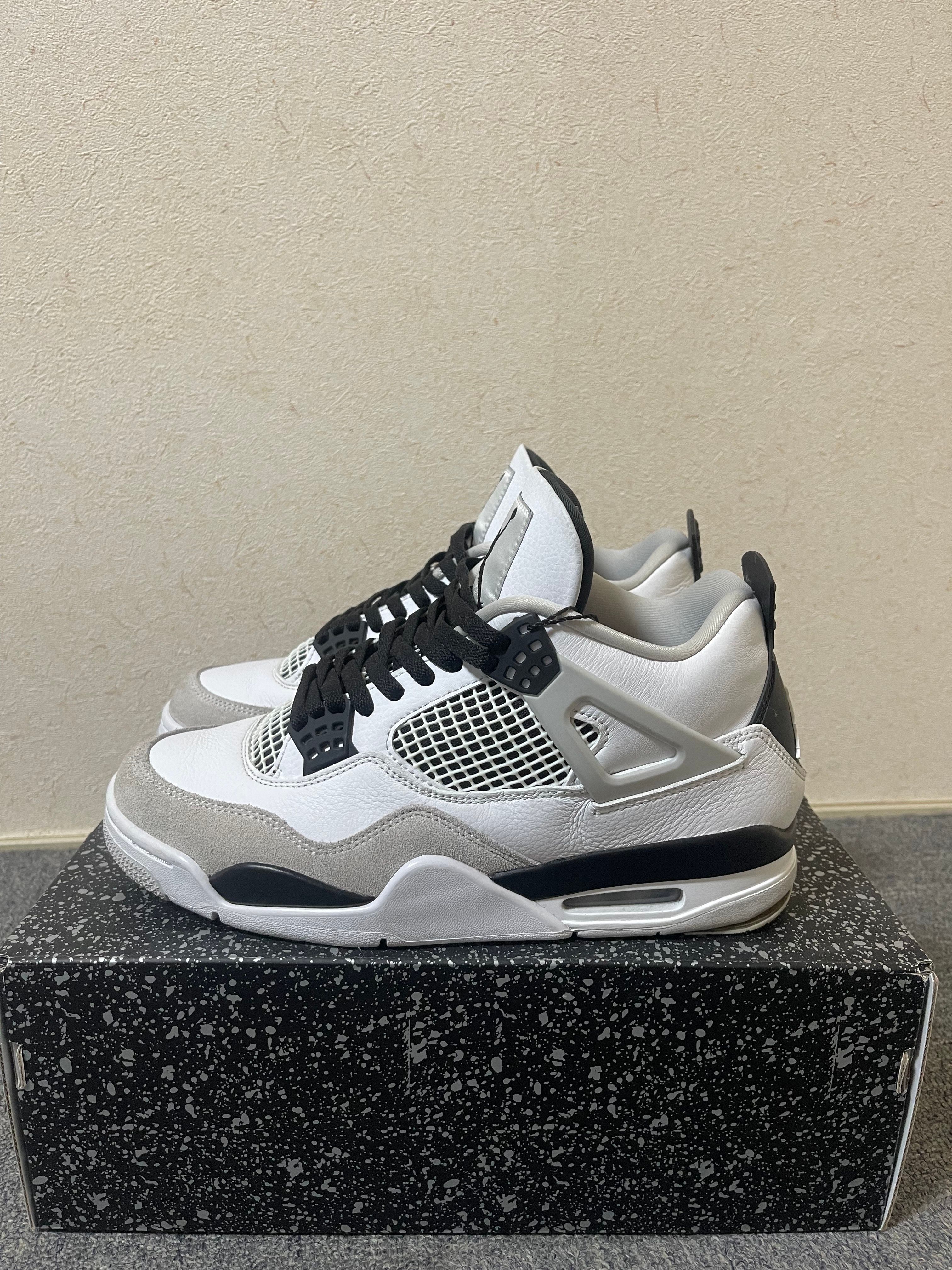 Nike Air Jordan 4 "Military Black"