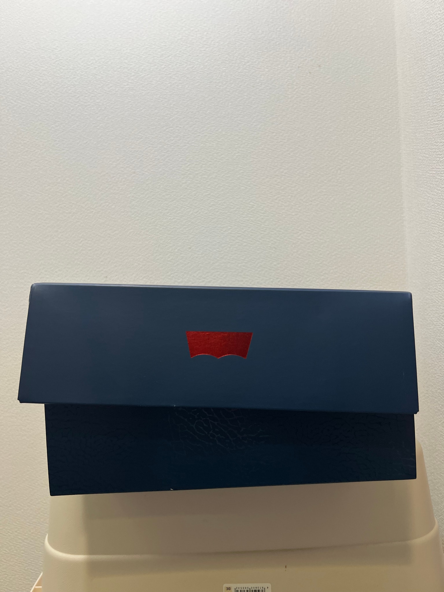 Levi’s × Nike Air Jordan 3 Retro SP "Indigo and Gym Red" (LEVI'S Tab)