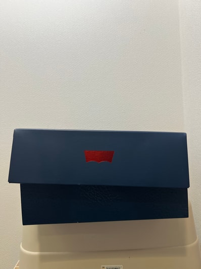 Levi’s × Nike Air Jordan 3 Retro SP "Indigo and Gym Red" (LEVI'S Tab)