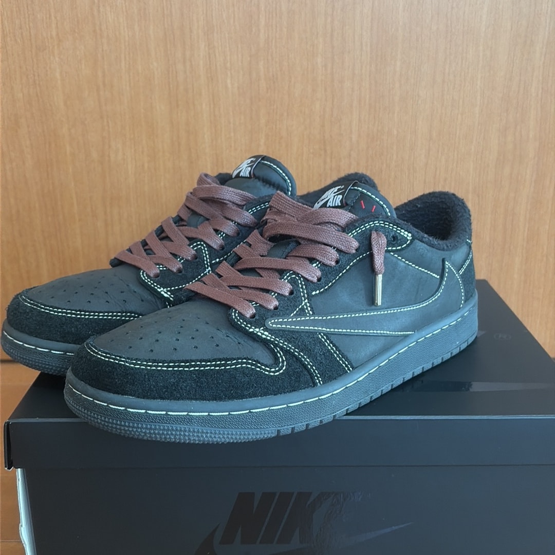 Travis Scott × Nike Air Jordan 1 Low OG SP "Black Phantom"
