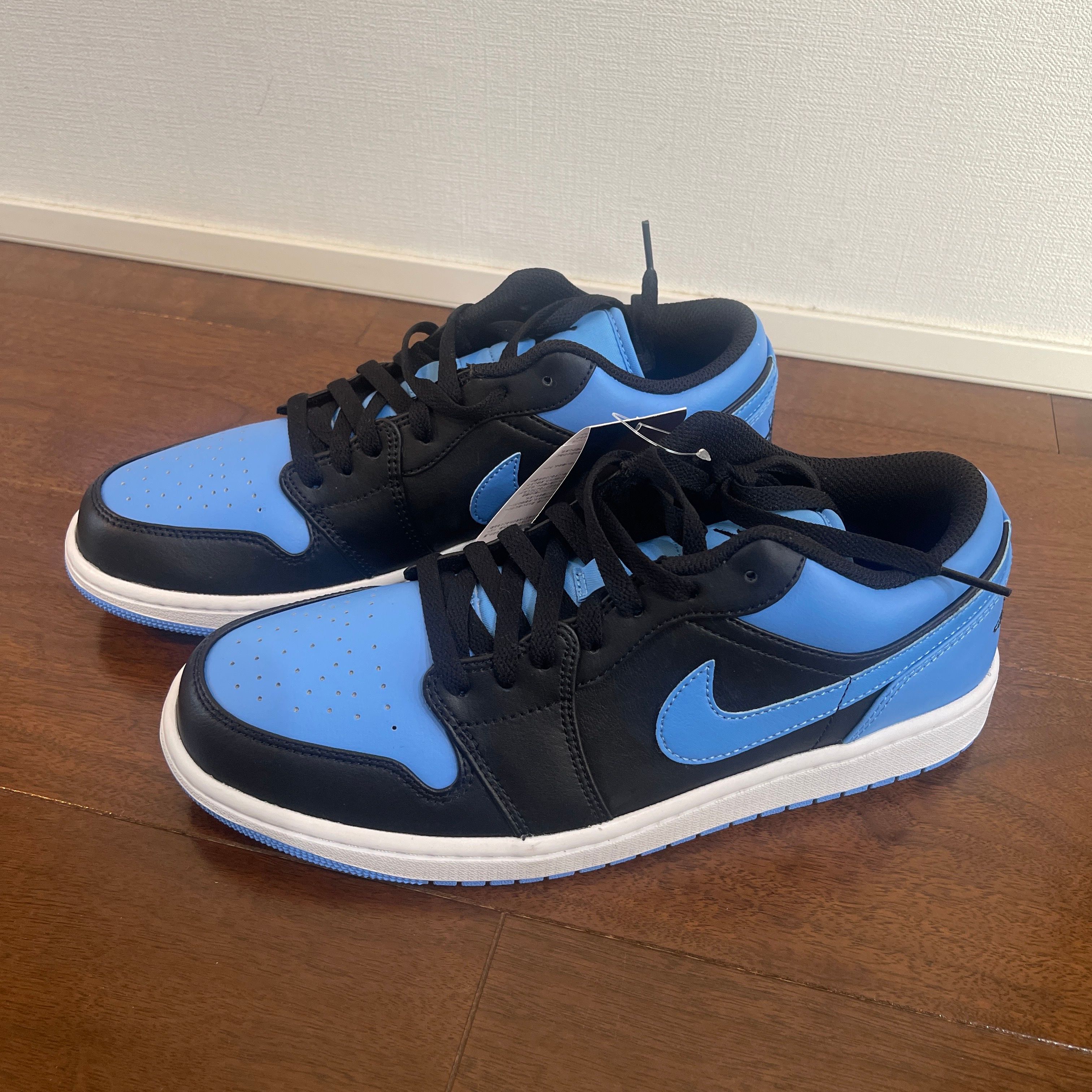 Nike Air Jordan 1 Low "University Blue"