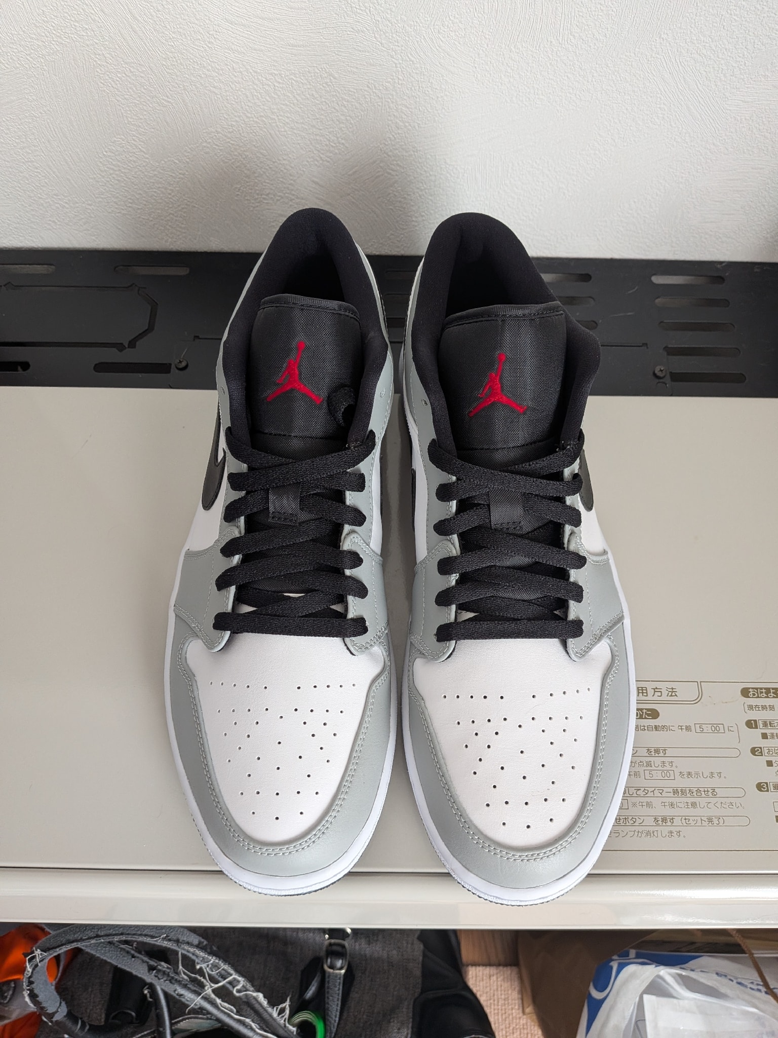 Nike Air Jordan 1 Low "Light Smoke Grey"