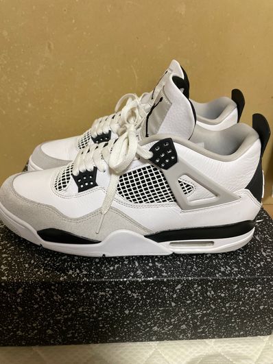 Nike Air Jordan 4 "Military Black"