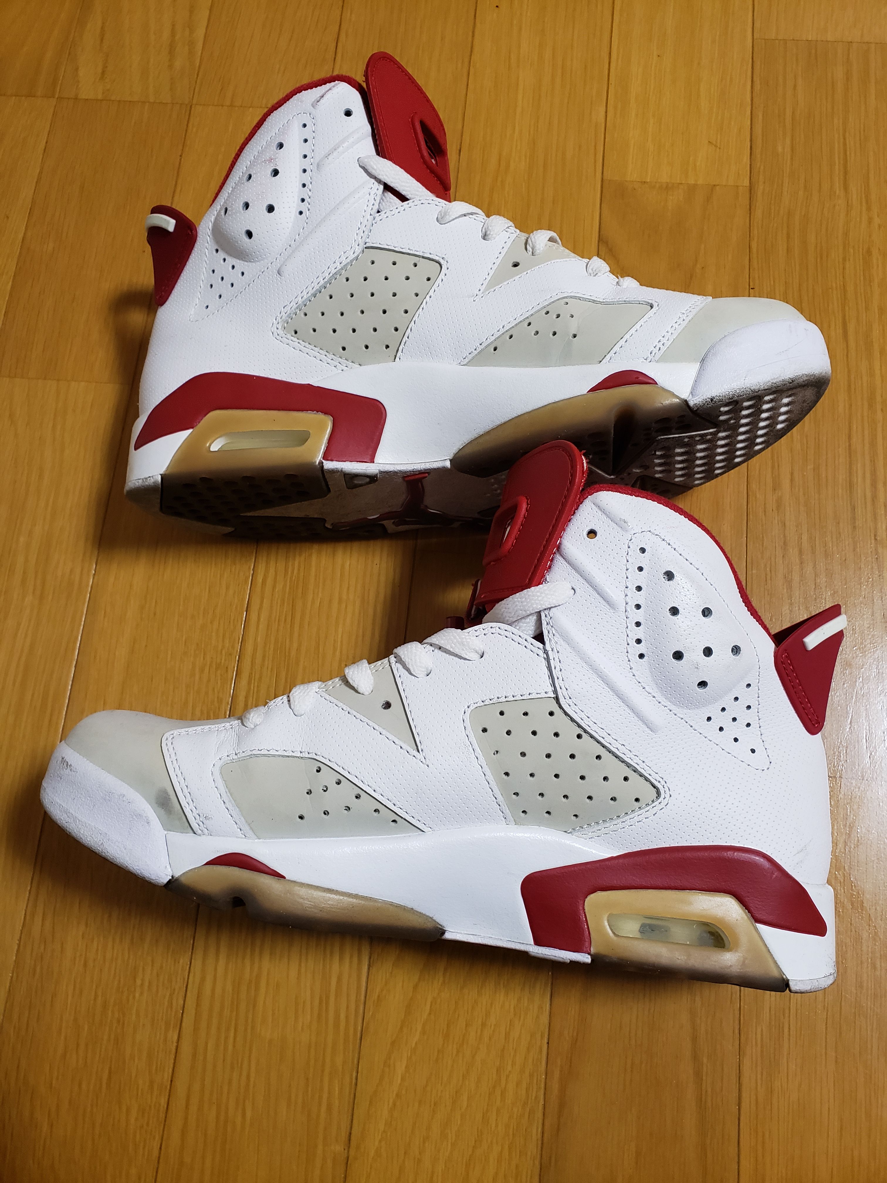 Nike Air Jordan 6 Retro "Altenate Hare"