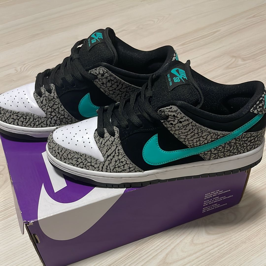 Nike SB Dunk Low "Elephant/Safari"