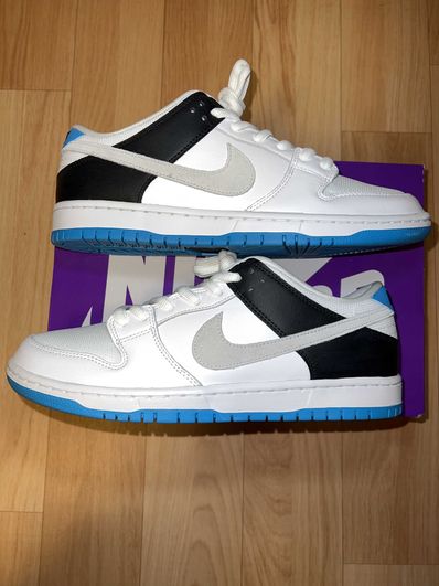 Nike SB Dunk Low "Laser Blue"