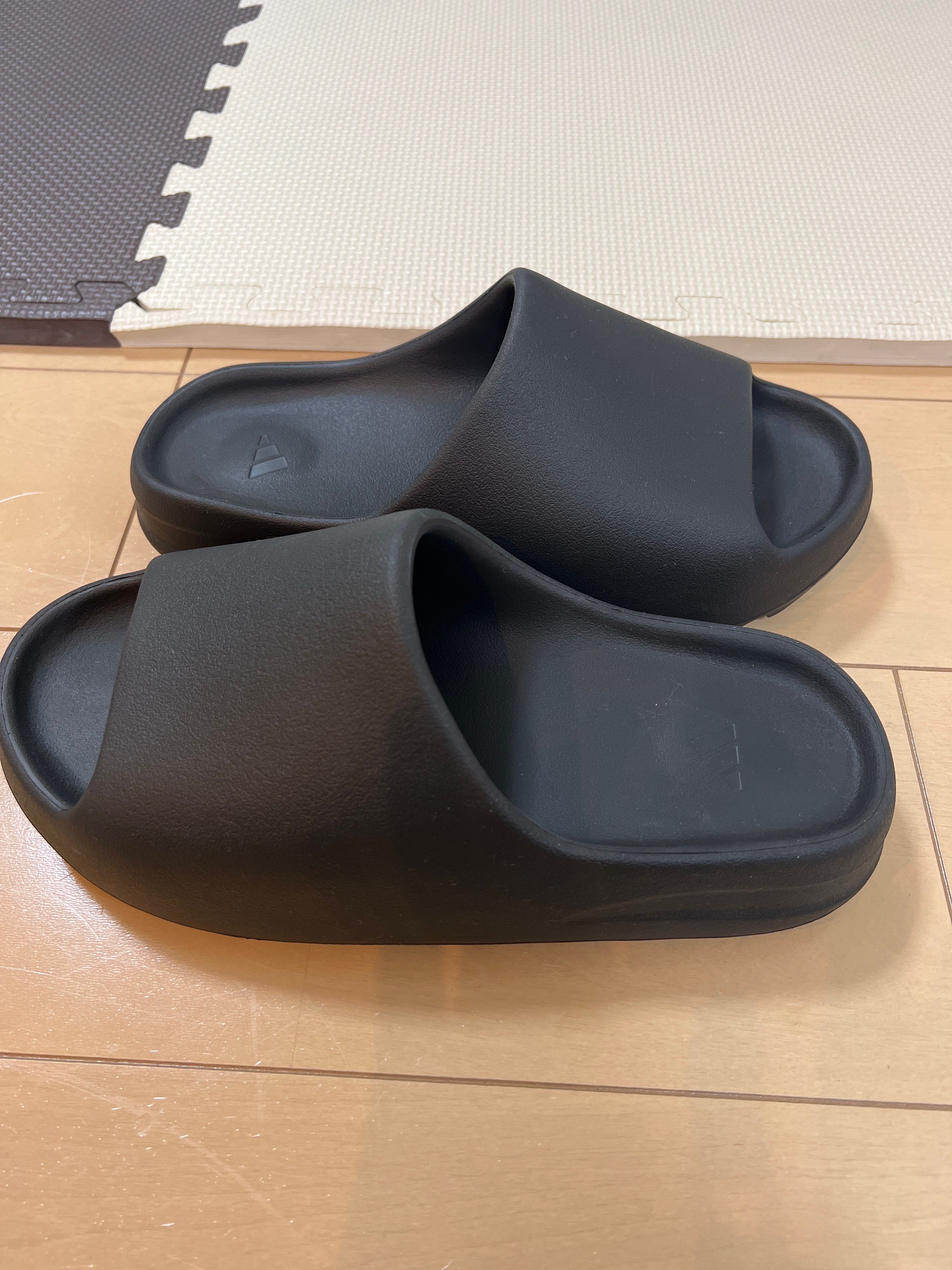 adidas YEEZY Slide "Onyx"