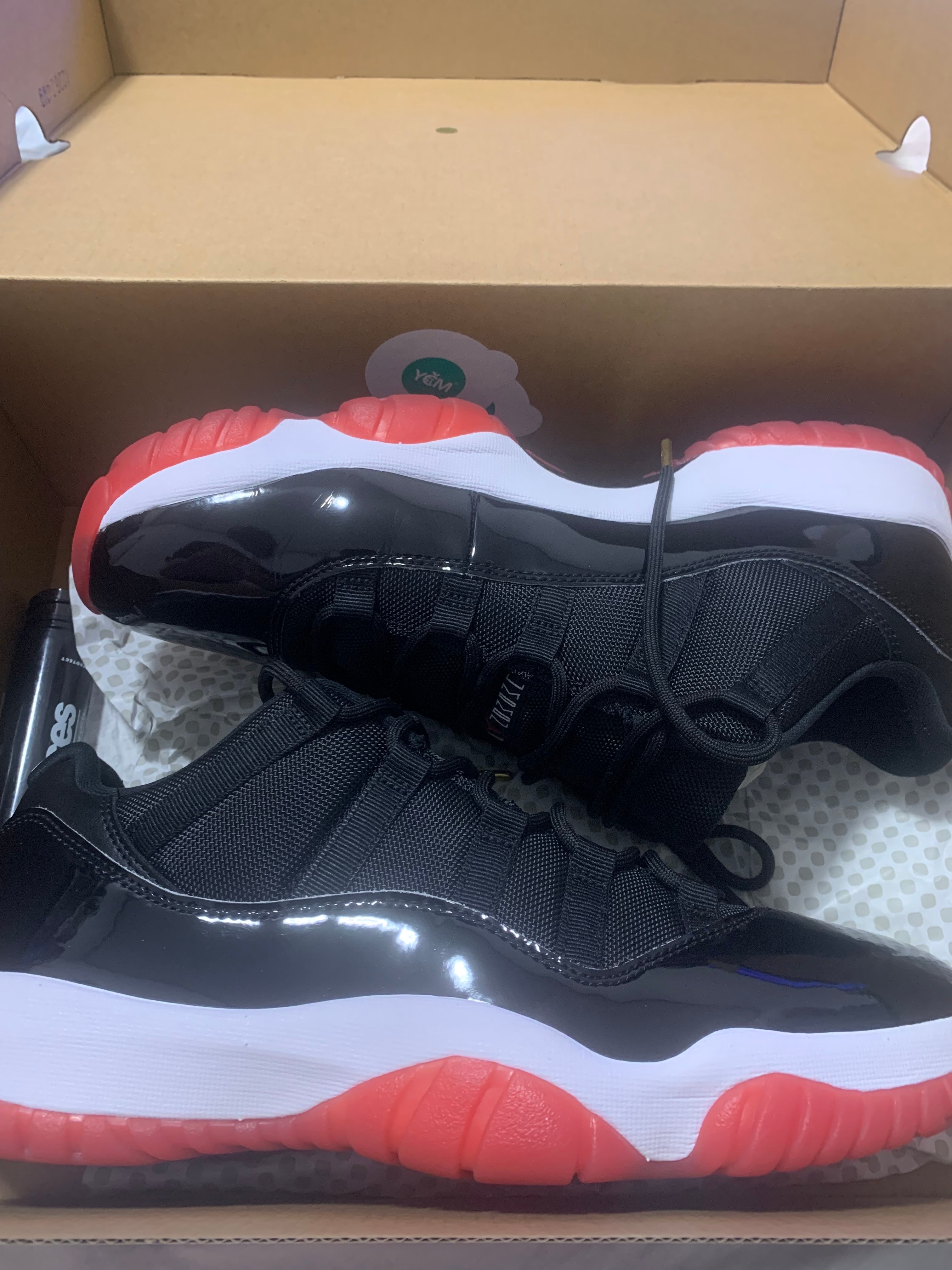 Nike Air Jordan 11 Retro Low "Bred" (2025)
