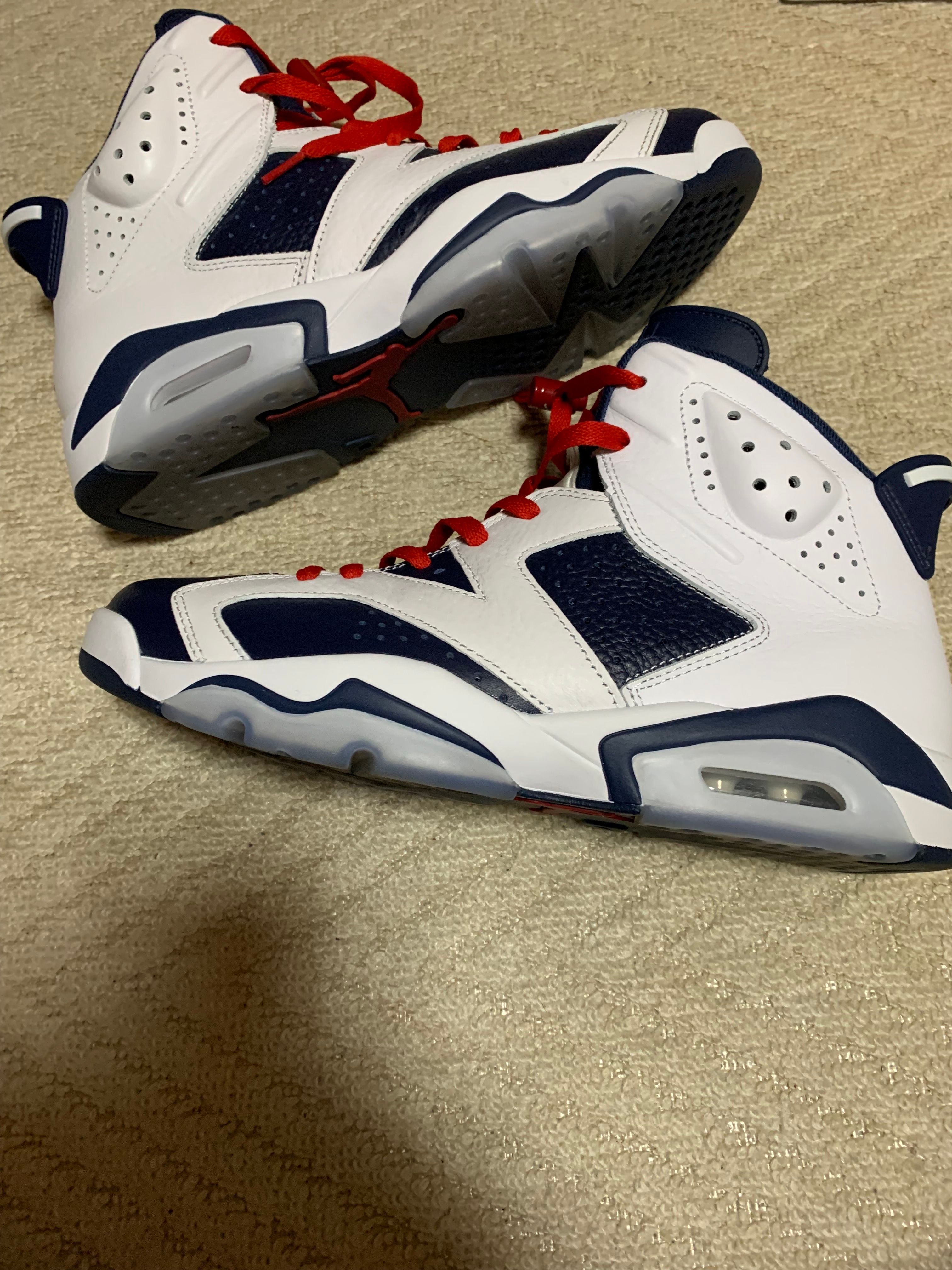 Nike Air Jordan 6 Retro "White and Midnight Navy"